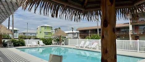 Condo (1 Bedroom) | Property amenity