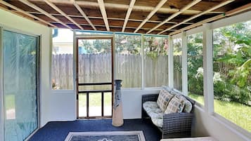 House (2 Bedrooms) | Property amenity