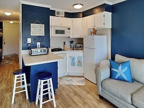 Condo (1 Bedroom) | Property amenity
