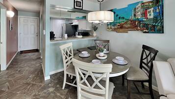 Kondominium (2 Bedrooms) | Fasilitas properti