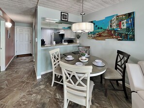 Condo (2 Bedrooms) | Property amenity - Sunny Sands by Ryson Vacation Rentals (Galveston)