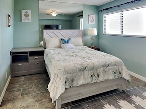 Condo (2 Bedrooms) | Kemudahan hartanah