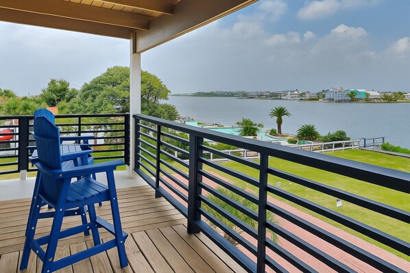 House (4 Bedrooms) | Front of property - Good Vibes (Galveston)