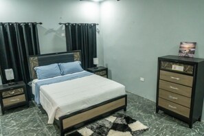 1 bedroom, free WiFi, bed sheets