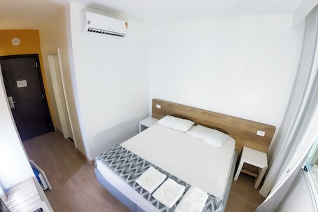 Standard Double Room. Hotel Innove Guaíba