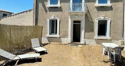 Individual bedroom and bathroom, entrance and garden