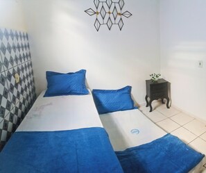 3 bedrooms, iron/ironing board, WiFi, bed sheets - Charming 3 bedroom house COP (Umarizal Belém)