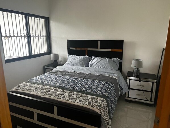 2 bedrooms, iron/ironing board, WiFi, bed sheets