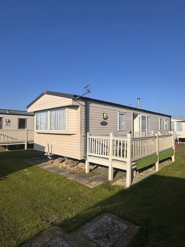 Coastfields HF11 Beautiful Spacious Caravan