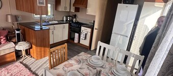 Coastfields HF11 Beautiful Spacious Caravan