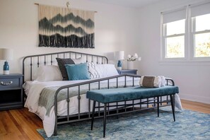 3 chambres, bureau, Wi-Fi gratuit, draps fournis