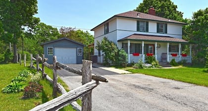 Welcome to the Evergreen House - Prince Edward County