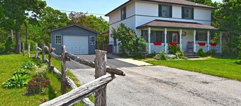 Welcome to the Evergreen House - Prince Edward County
