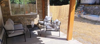 Charming Provencal country house in the heart of the Alps de Haute Provence 3*.