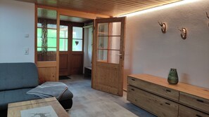 Departamento, 2 habitaciones, para fumadores, Terraza | Sala de estar