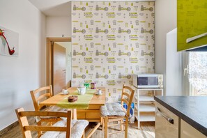 Dining - Vrbo Property (Foligno)