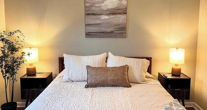 2-bedroom 1 bathroom, in unit laundry, pet friendly, carport parking , WiFi