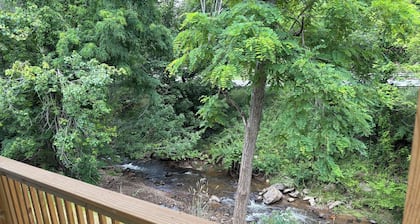 Charming Cottage at Bridge Over Doubled Waters in Sparta, NC