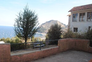 Family Double or Twin Room, Patio | Free WiFi