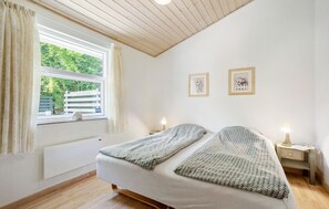 3 bedrooms, free WiFi - 3 bedroom stunning home in Hals (Hals)