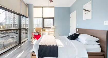 Downtown Dream: 2-Bed Condo with Pool & Parking!