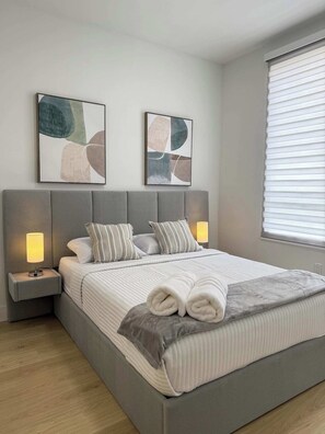 2 chambres, fer et planche à repasser, Wi-Fi gratuit, draps fournis
