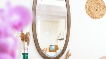 Studio, Kitchen | Blackout curtains, free WiFi