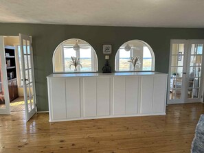 Interior - Beautiful Beachside Serenity Cottage, Point du Chene (Point du Chene)