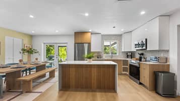 Microwave, oven, stovetop, dishwasher