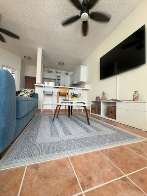 تلفزيون ذكي