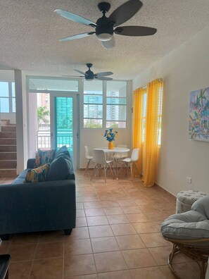 تلفزيون ذكي