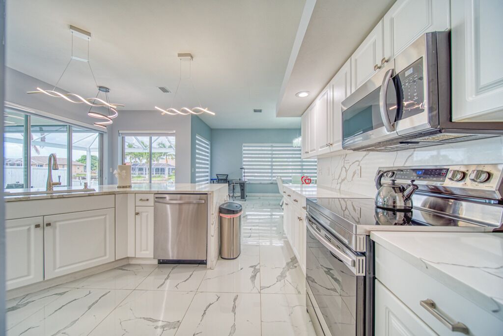 Microwave, oven, stovetop, dishwasher