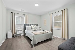 2 bedrooms, iron/ironing board, WiFi, bed sheets