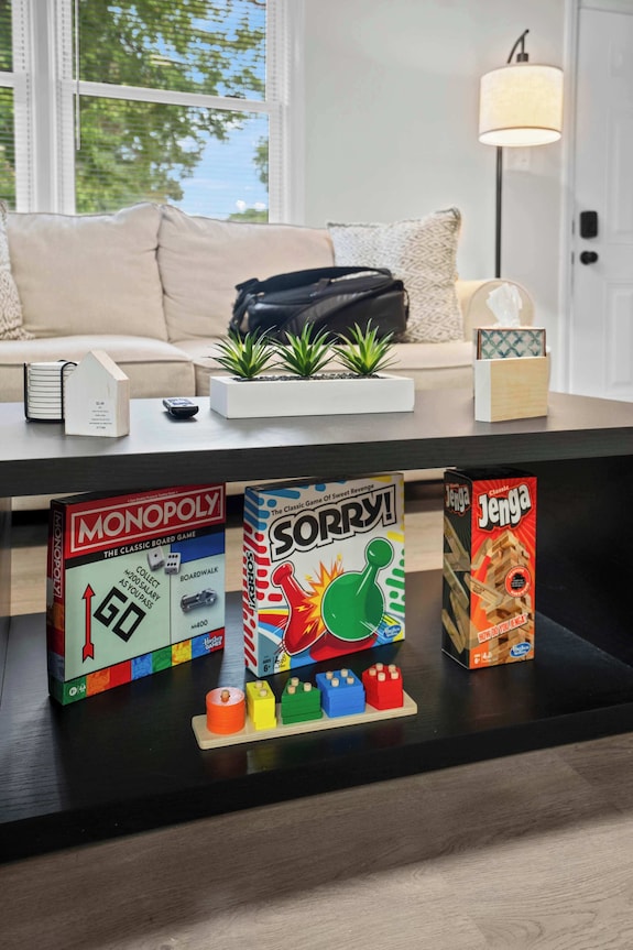 5 Min To Downtown | Smart Tvs | Fast Wi-fi - Raleigh