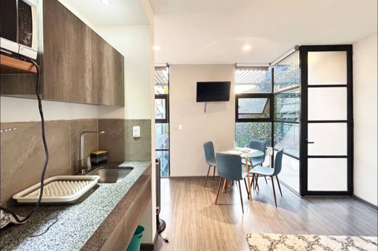 雪櫃、微波爐、爐具、咖啡機/沖茶器