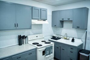 Microwave, oven, stovetop