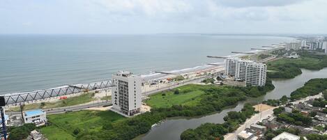 Departamento, vista al mar (Piso 31) | Terraza o patio