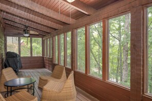 House (4 Bedrooms) | Interior - 2 Cabins Game Room, Enclosed Porch, Hottub, Views Dudley I & II by Avantstay (Sevierville)