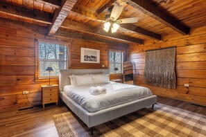 House (4 Bedrooms) | Interior - 2 Cabins Game Room, Enclosed Porch, Hottub, Views Dudley I & II by Avantstay (Sevierville)