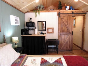 3 bedrooms, travel crib, WiFi, bed sheets - Grizzly Gulch Cabin, Historic (Keystone)