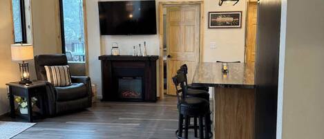 Télévision, cheminée