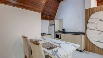 Basic Apartment | Private kitchen