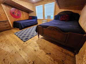 5 bedrooms, WiFi, bed sheets