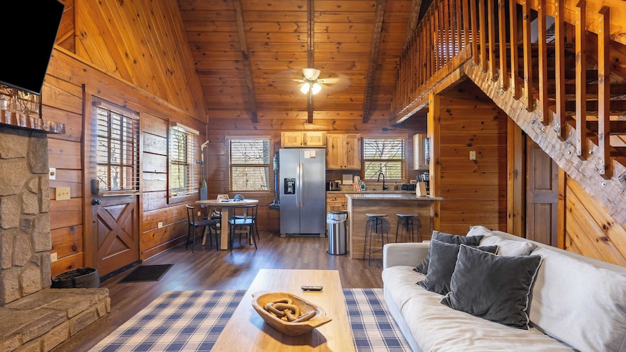2 Cabins Porch w/ Hot Tub + Views, Game Room Dudley II & III by Avantstay