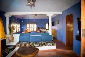 House, Balcony, Sea View | In-room safe, free WiFi
