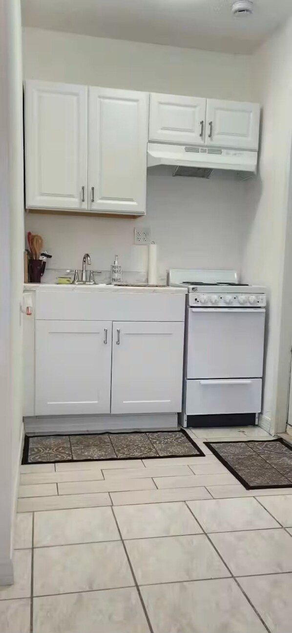 Microwave, oven, stovetop