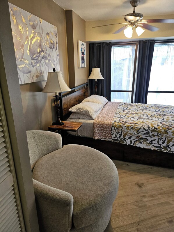 1 habitación, tabla de planchar con plancha, wifi y ropa de cama 