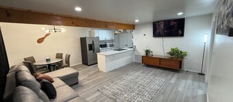 Charming 3-bedroom with WiFi and AC in Midwest City