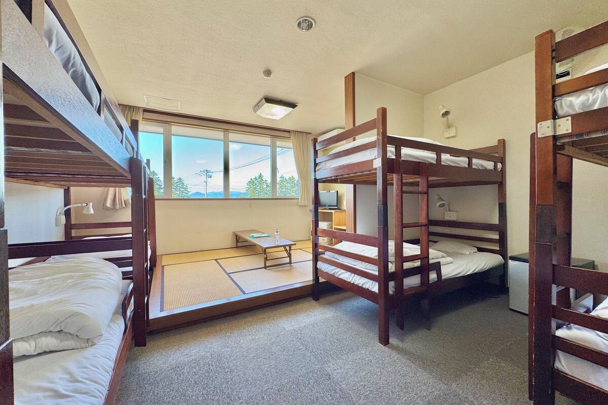 Japanese-style Shared Dormitory, Lake View | Hypo-allergenic bedding, desk, free WiFi, bed sheets