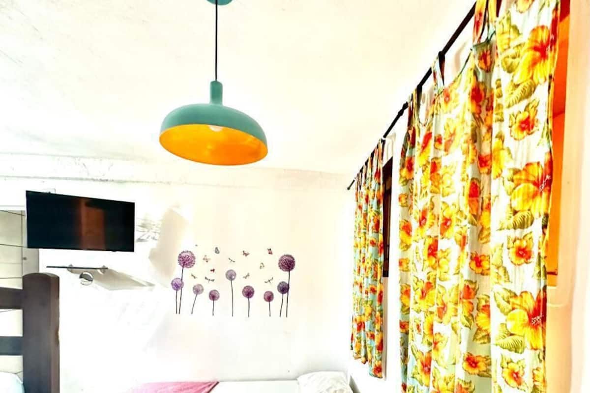 Basic Quadruple Room | Free WiFi